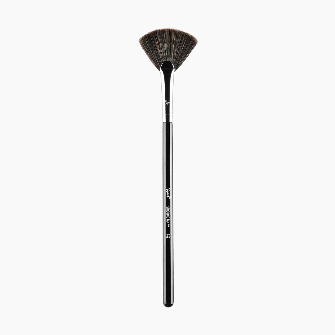 Sigma Beauty F42 - Strobing Fan - oddros.shop