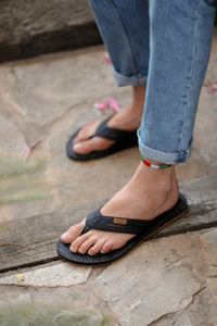 Flojos Waverunner Men's Sandal - Black/Gum (880)