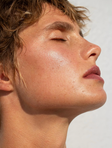 NOTO Botanics - Organic Hydra Highlighter Stick (For Face + Body)
