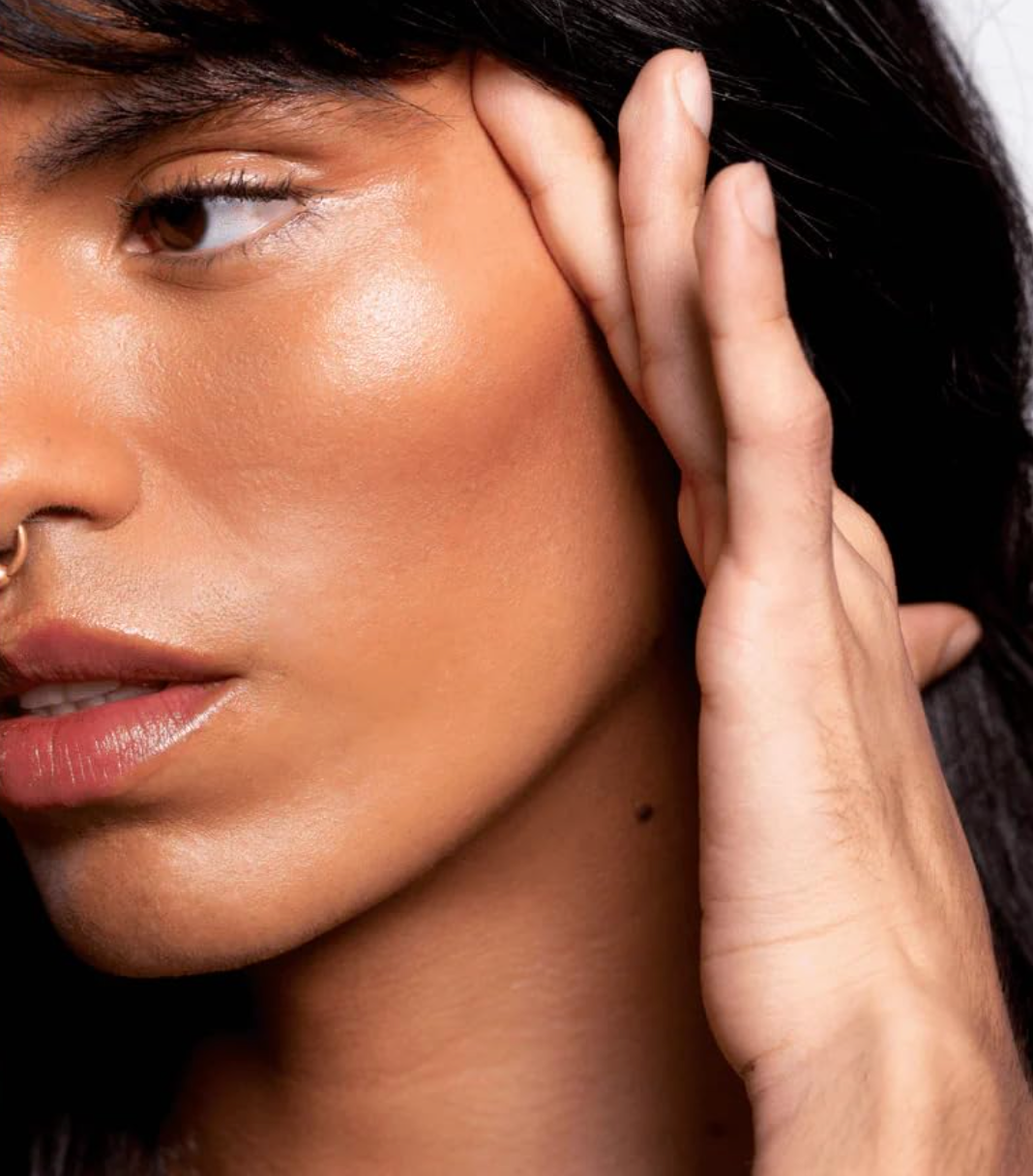 NOTO Botanics - Organic Hydra Highlighter Stick (For Face + Body)