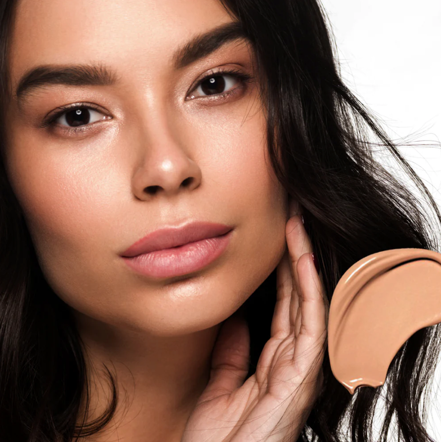CAILYN Cosmetics BB Foundation Glow Finish