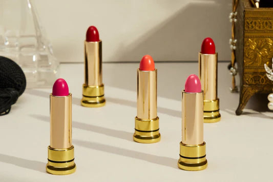Starlight Vintage Cosmetics lipstick - Hollywood Carnation (1940)