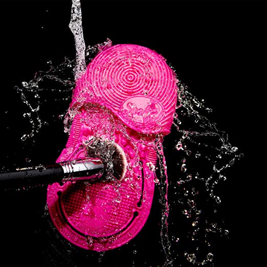 Sigma Beauty Spa® Express Brush Cleaning Glove - oddros.shop