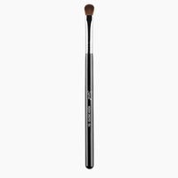 Sigma Beauty E54 Medium Sweeper Makeup Brush - oddros.shop