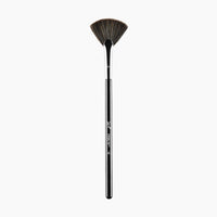 Sigma Beauty F42 - Strobing Fan - oddros.shop