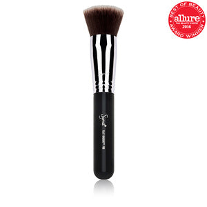Sigma Beauty F80 Flat Kabuki Brush, Black/Chrome - oddros.shop